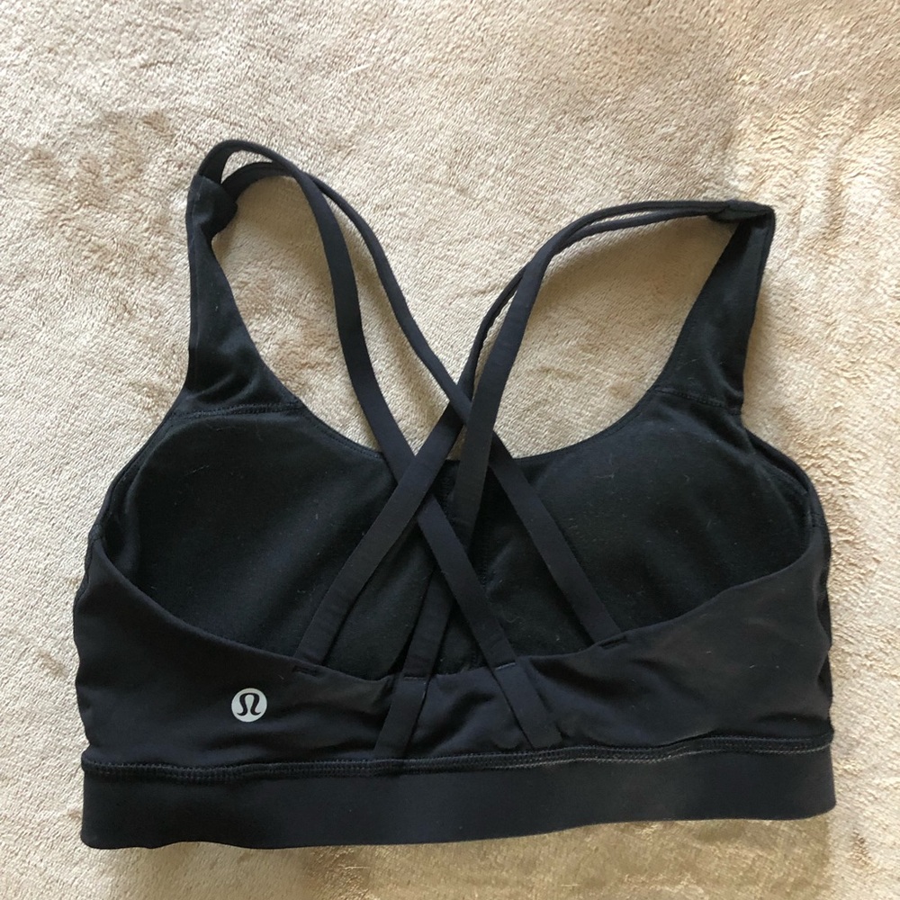 BLACK LULULEMON ENERGY BRA